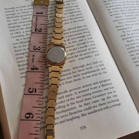Vintage Pierre Bideaux Golden Watch - Picture 10 of 10